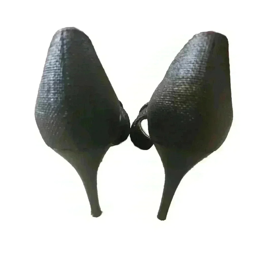 Banana Republic Black Heels with Sophisticated Cut-Out Design - Picture 4 of 14